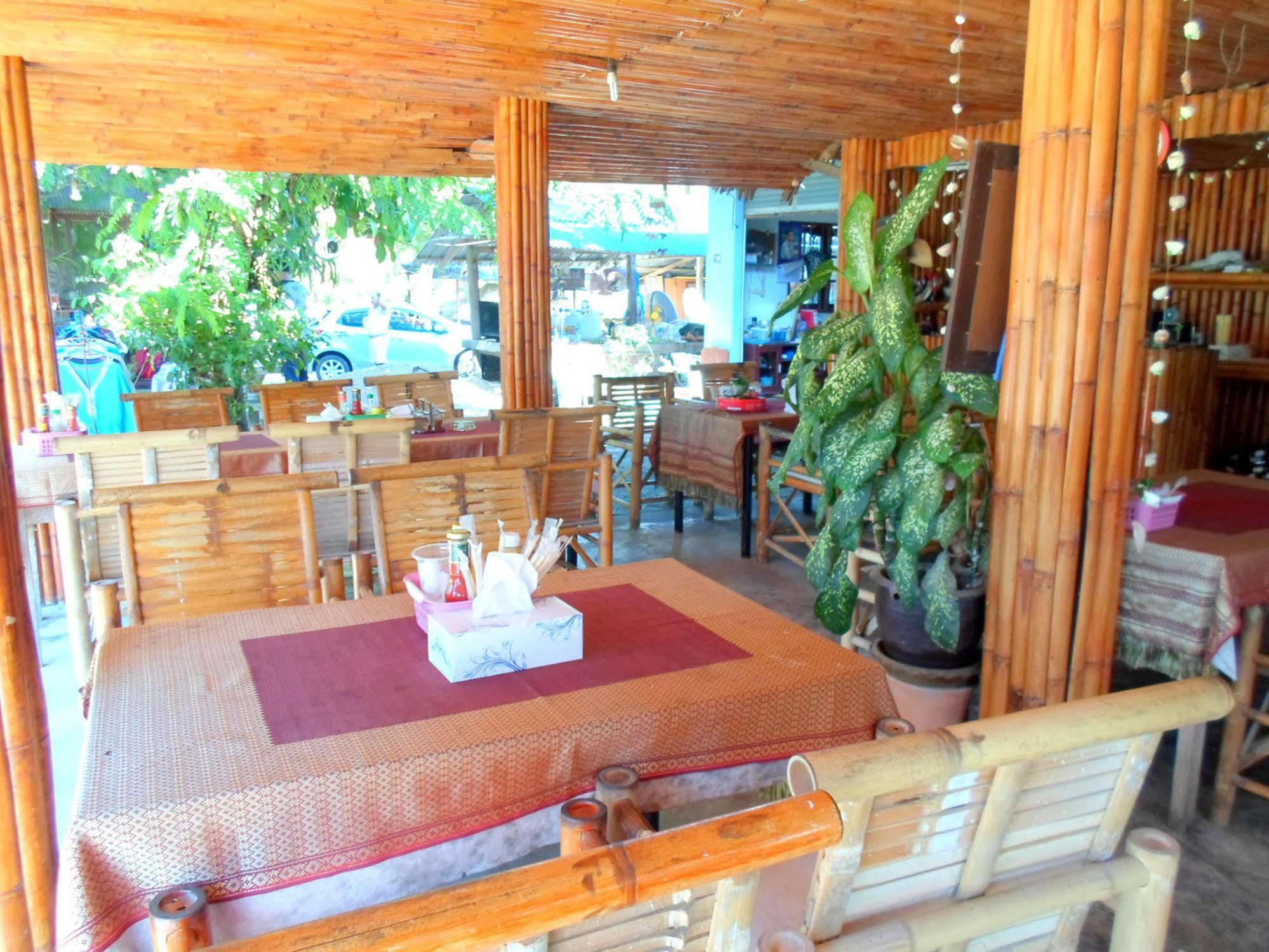 Baan Kuasakul Resort Bãi biển Bãi biển Mae Nam Ngoại thất bức ảnh