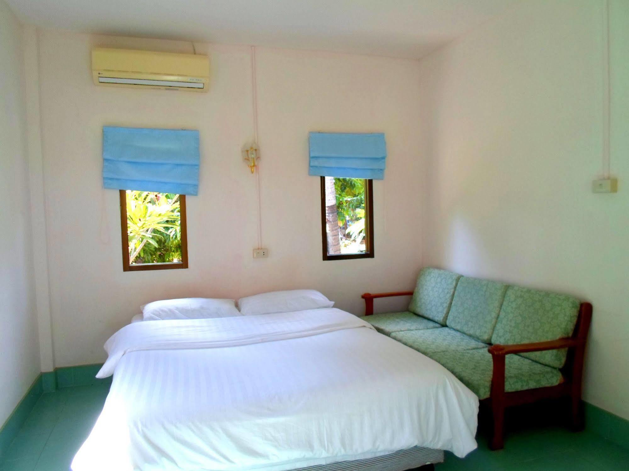 Baan Kuasakul Resort Bãi biển Bãi biển Mae Nam Ngoại thất bức ảnh